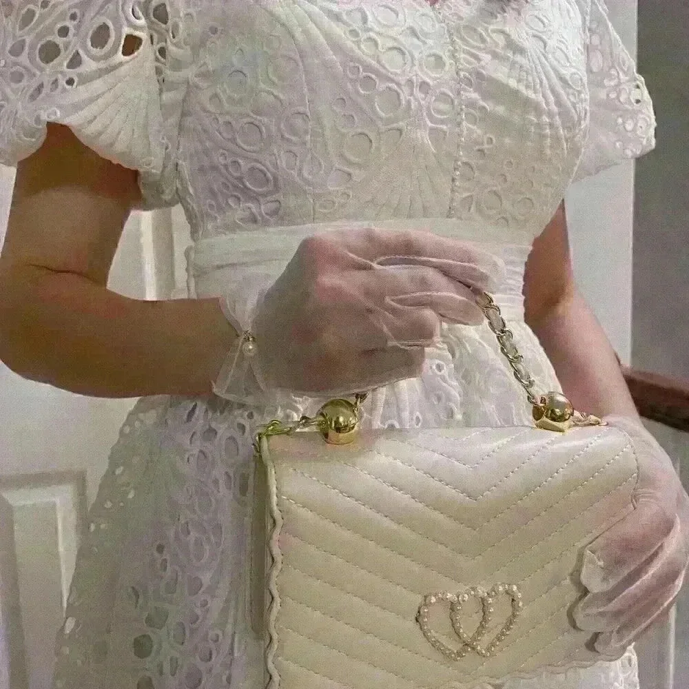 Double Heart Mini Crossbody bag - Picture 2 of 4